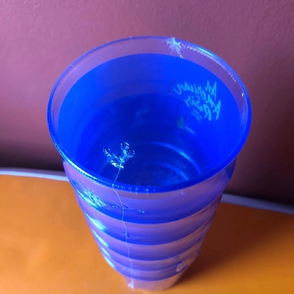 ❤️NWT An American in Paris Plastic Cup Set of Six - Picture 3 of 6